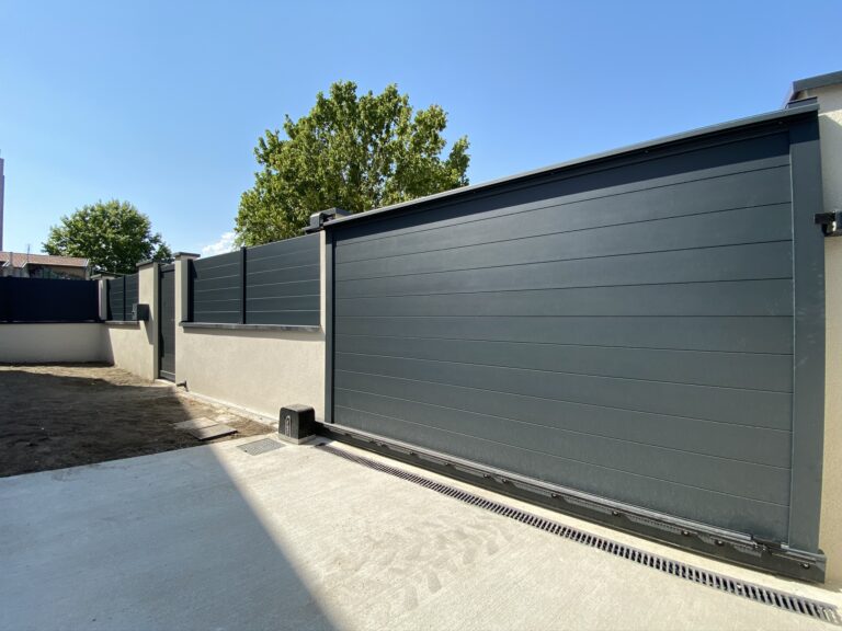 Installation d’un Portail coulissant, clôture et portillon à Châtillon-sur-Chalaronne